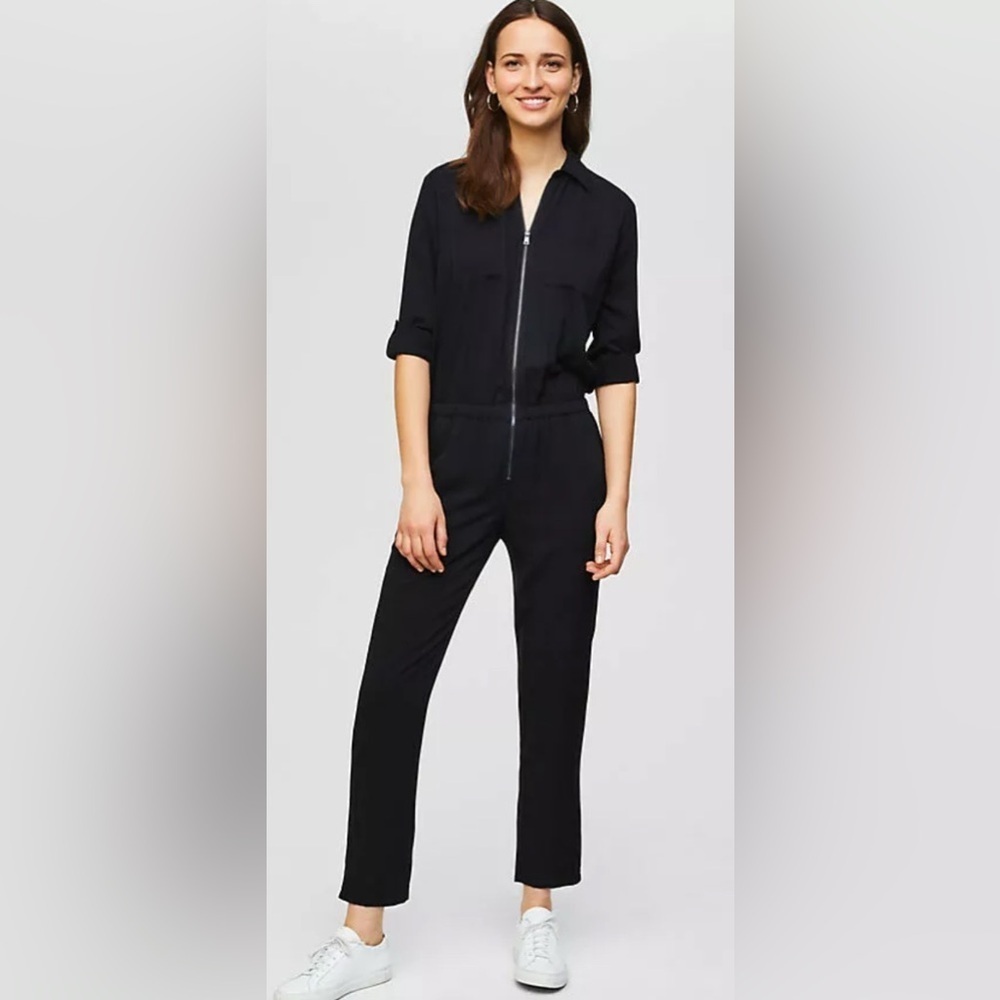 Loft Women’s Black Zippered Jumpsuit. Size Medium. Like new.